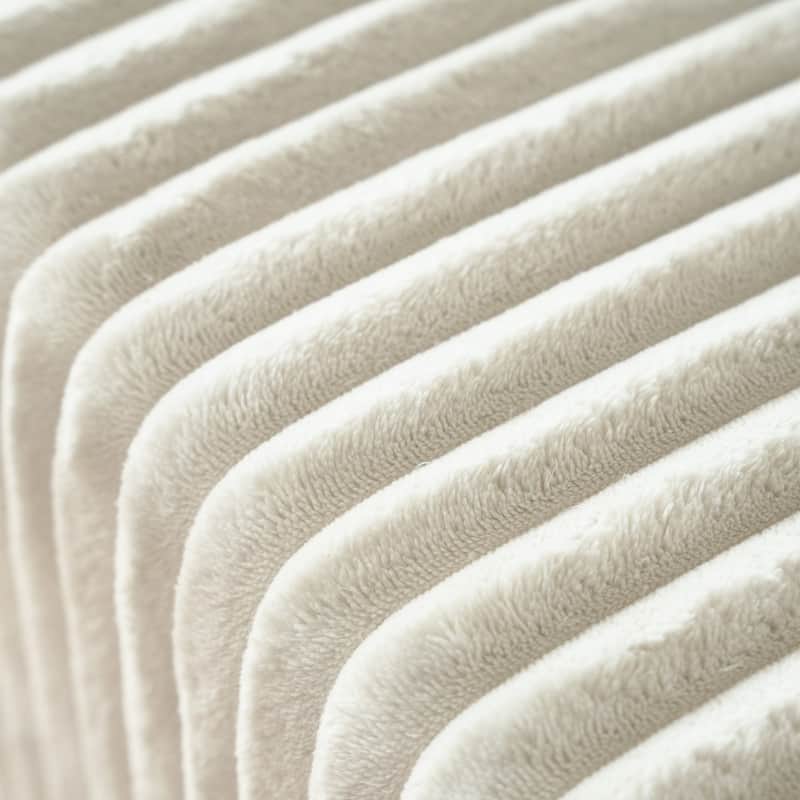 Sofa 130-in Casual White 4 -seater Reclining Sectional - 8' x 10'