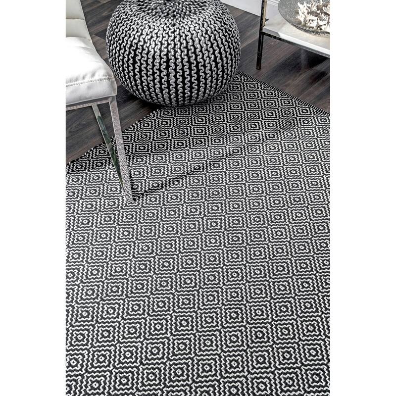 Nuloom Lorretta Geometric Cotton Area Rug