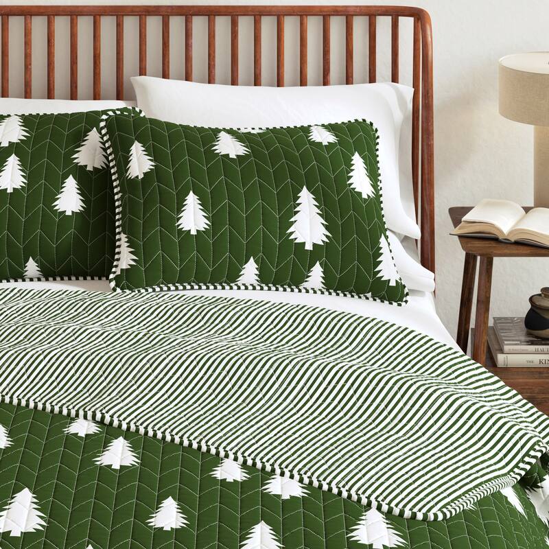 Premium Lodge Microfiber Quilt Set with Shams