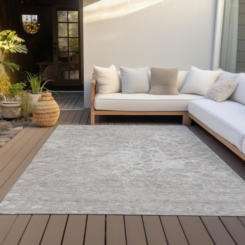 Machine Washable Indoor/ Outdoor Chantille Modern Vintage Floral Rug