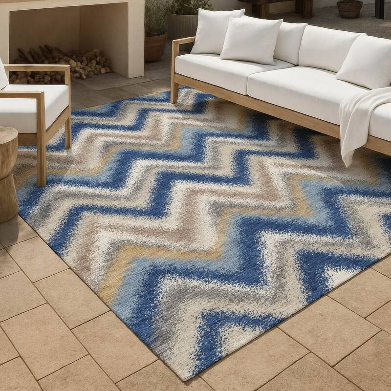 Machine Washable Indoor/ Outdoor Modern Chevron Chantille Rug - Navy - 5' x 7'6"