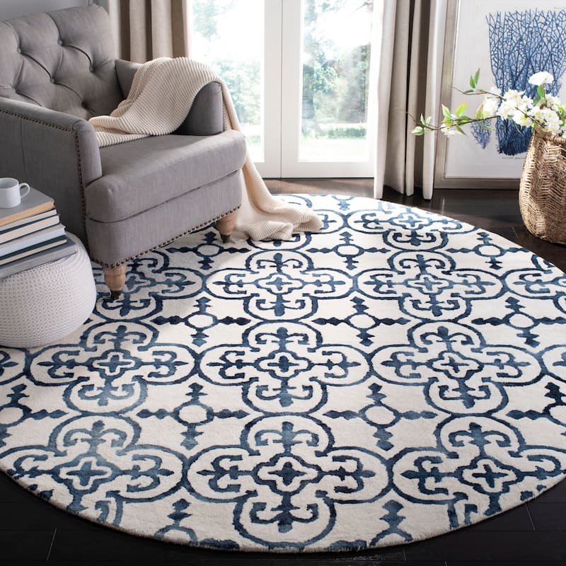 SAFAVIEH Handmade Dip Dye Reintraut Watercolor Vintage Boho Wool - 7' x 7' Round - Ivory/Navy - Runner/Round