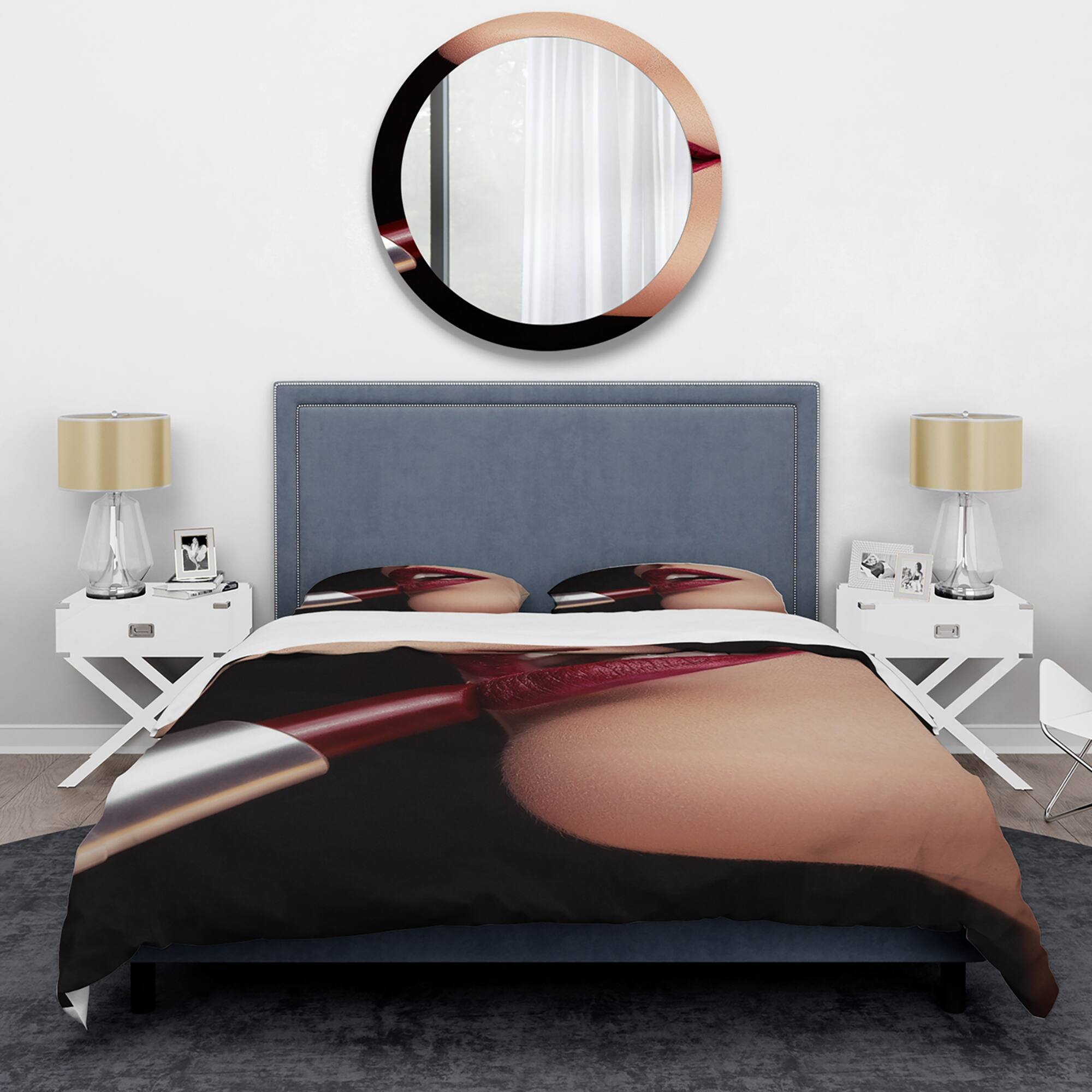 Designart 'Applying Red Lipstick On Lips' Modern Duvet Cover Comforter