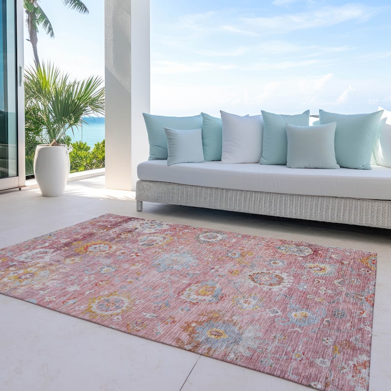 Machine Washable Indoor/ Outdoor Vintage Traditional Chantille Rug