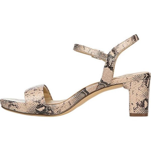 naturalizer ivy quarter strap sandal