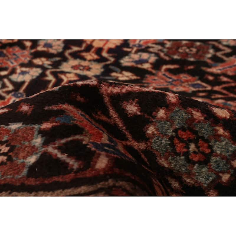 Andelz Red Rug 3'11" x 6'7" - 5'1 x 10'8