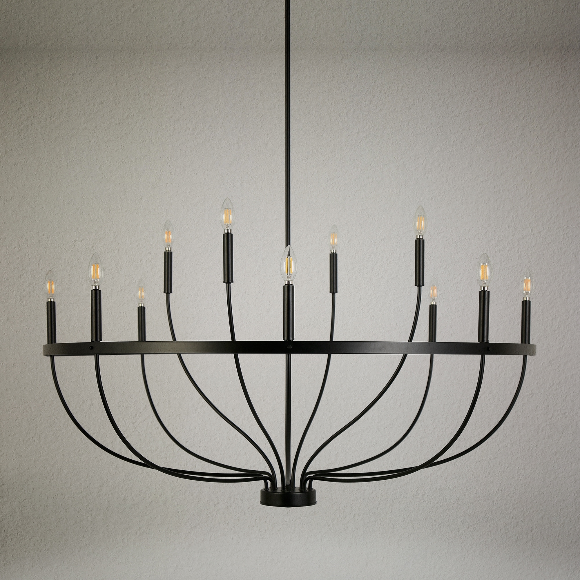 LALUZ Modern Farmhouse 12-Light Black Wheel Chandelier Classic
