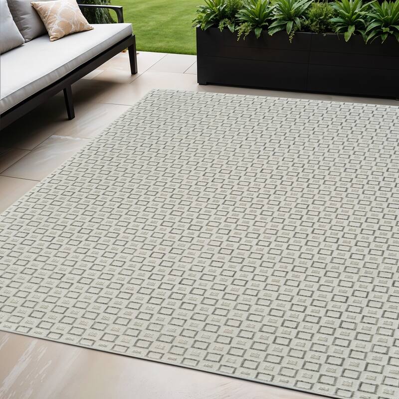 Elto Sleek Geometric Weather Resistant Current & Stylish Outdoor Rug