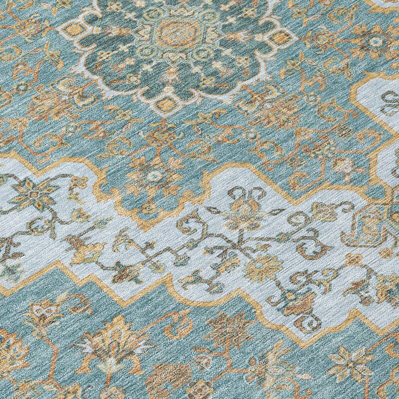 Machine Washable Indoor/ Outdoor Traditional Karachy Chantille Rug