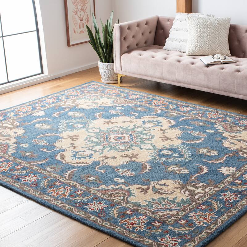 SAFAVIEH Handmade Antiquity Talvikki Traditional Oriental Wool Rug