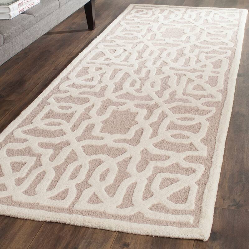 SAFAVIEH Handmade Cambridge Sissi Modern Wool Rug - 2'6" x 8' Runner - Beige/Ivory