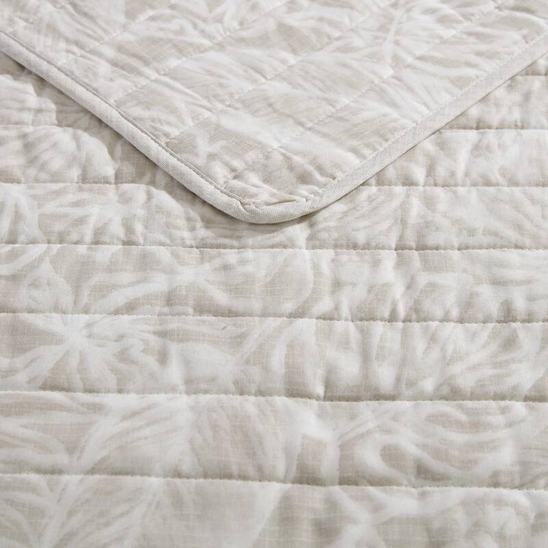 Tommy Bahama Ocean Deep Cotton Reversible Beige Quilt Set