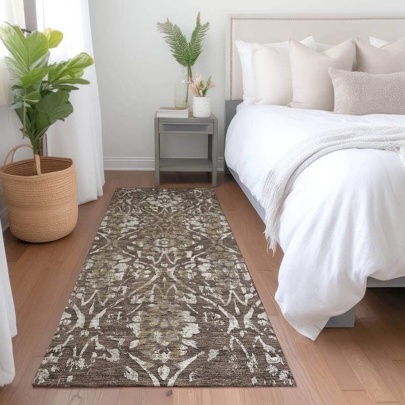 Machine Washable Indoor/ Outdoor Chantille Distressed Traditional Rug