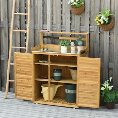 Outsunny Backyard Garden Tool Storage Shed, Sheds & Outdoor Storage & Potting Bench with 2 Magnetic Close Doors