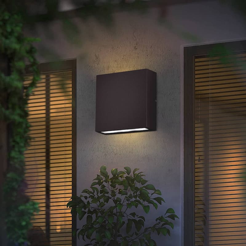 Outdoor Wall Light LED Lamp Sconce Lantern 6W 360Lm