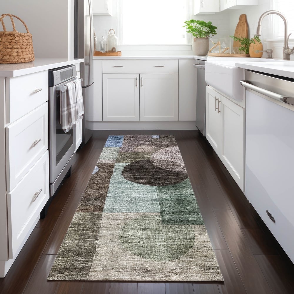 Machine Washable Indoor/ Outdoor Abstract Geo Chantille Rug