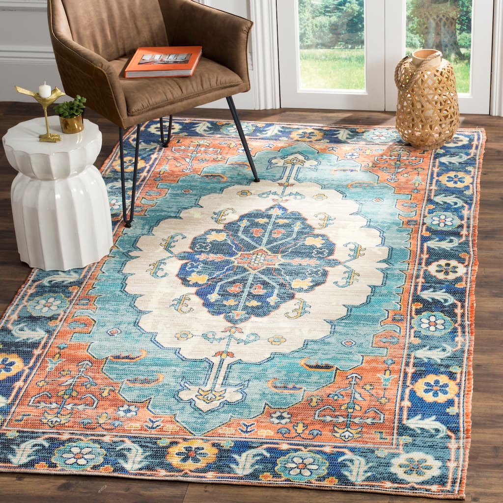 SAFAVIEH, Handmade Saffron Shanequa Rug