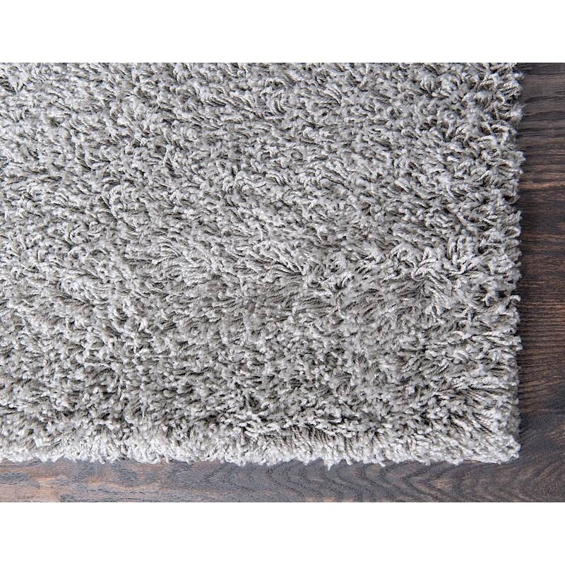 Shag Laurian Collection Area Rug