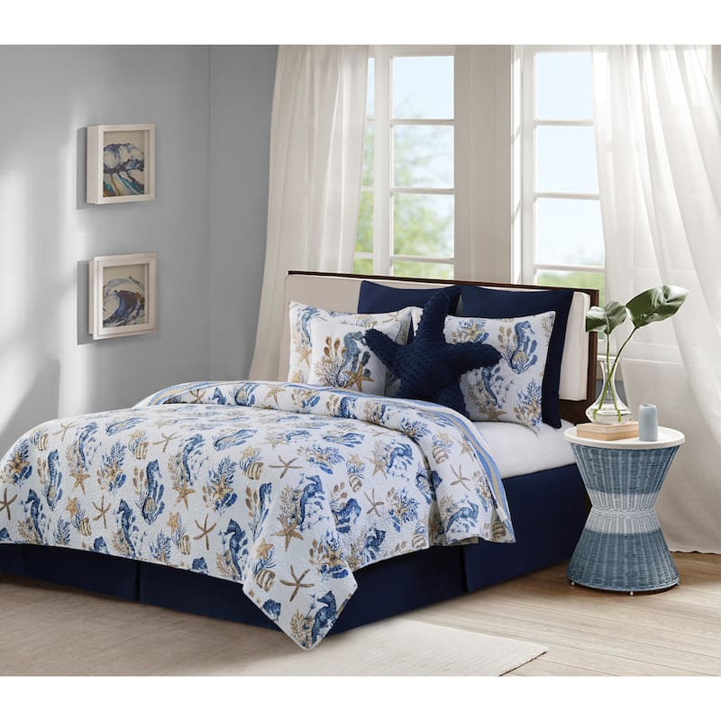 Seahorse Sands Coastal Cotton Reversible Machine Washable Quilt Set