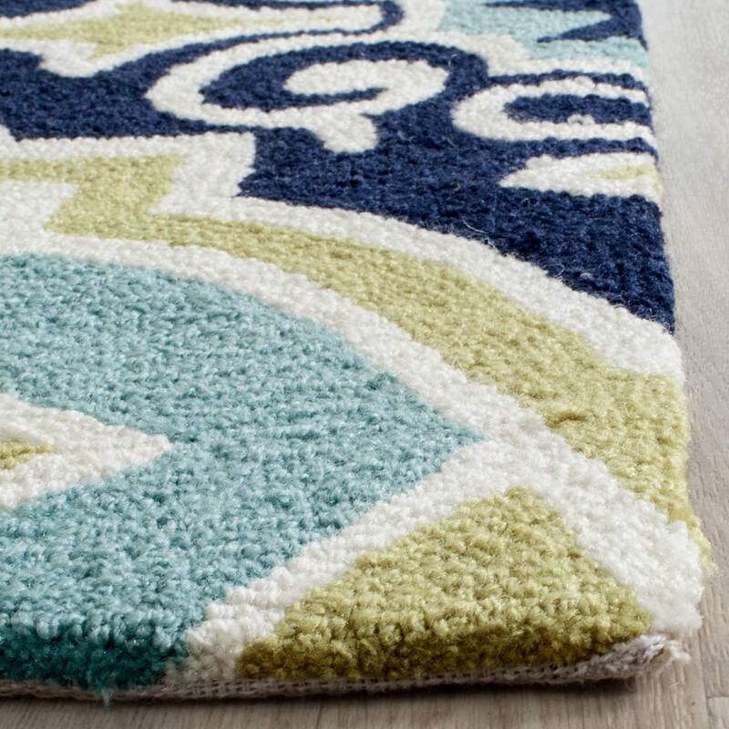 SAFAVIEH Handmade Four Seasons Tota Floral Rug