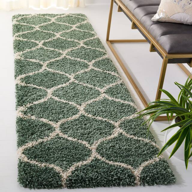 SAFAVIEH Hudson Shag Ogee Trellis 2-inch Thick Area Rug - 2'3" x 8' Runner - Light Green/Ivory
