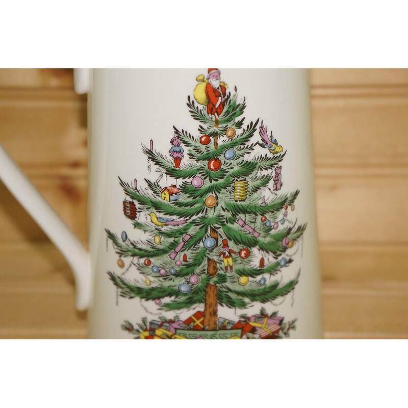 Spode Christmas Tree 2 Pint Jug - 2 Pint