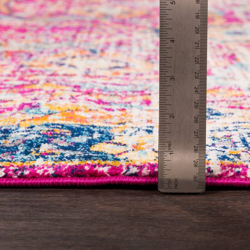 Kinsey Distressed Vintage Area Rug