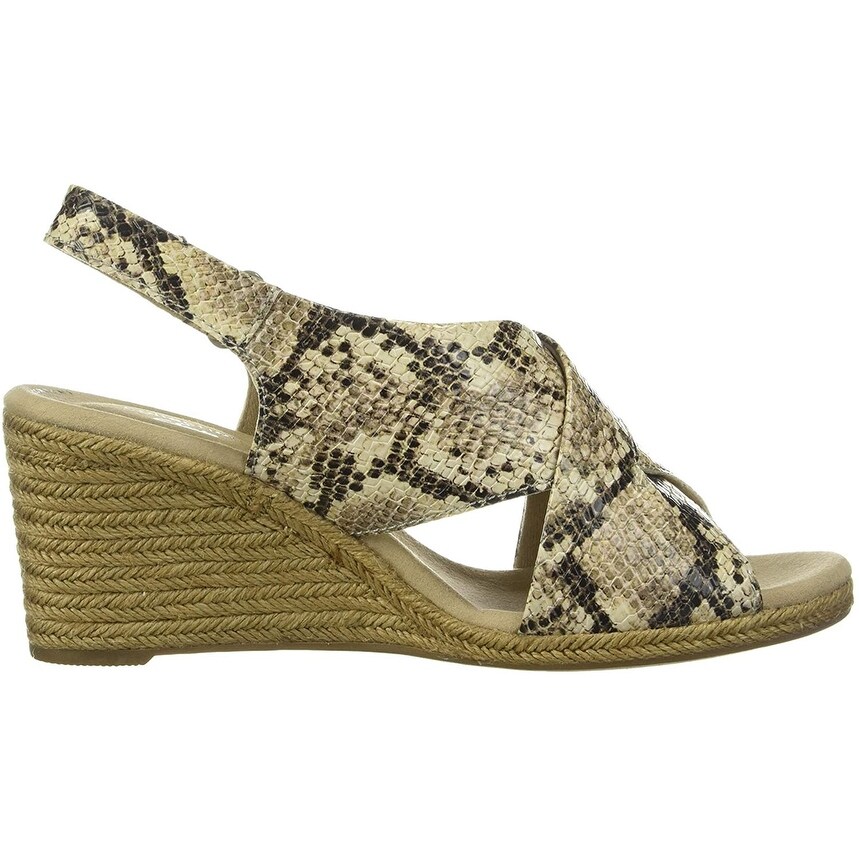 clarks buye sandals