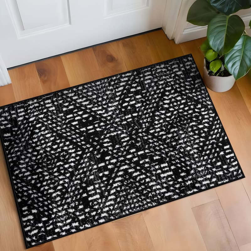 Black Ivory Tribal Pattern Stylish and Durable Area Rug - Black - 2' x 3'