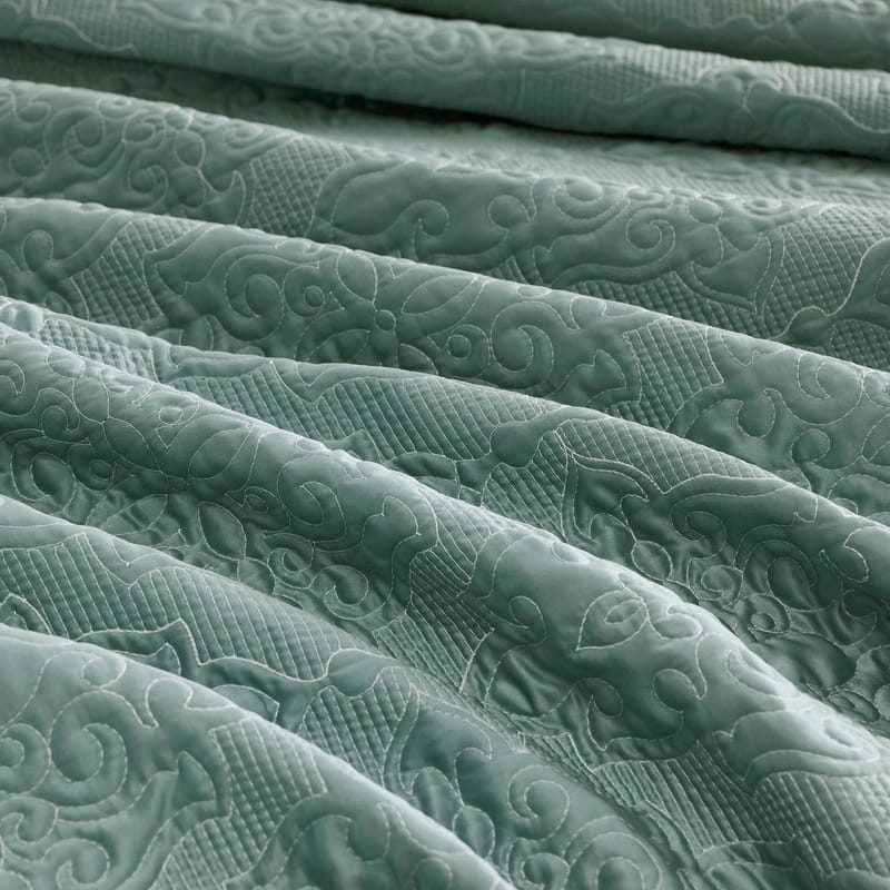Wonderful Satin Quilt Set Cooling 5-Piece Bedding Set for Summer