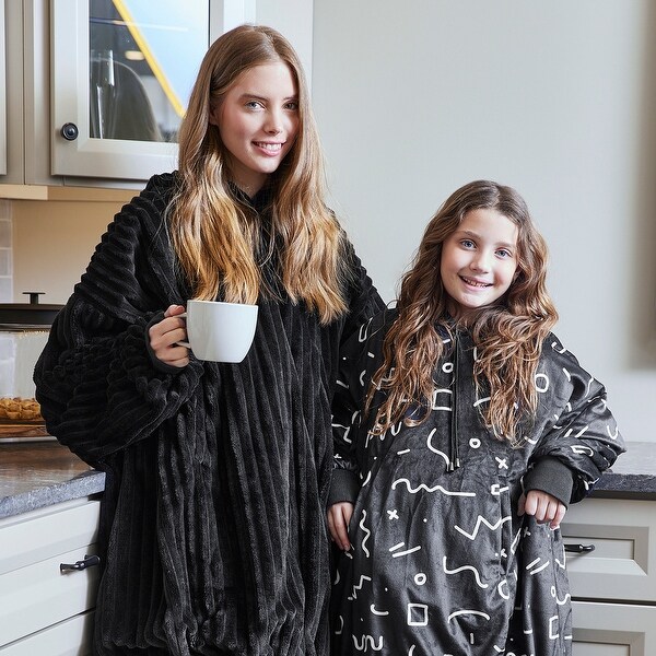 Nestl Warm Oversized Unisex Wearable Blanket Hoodie Reversible Cozy Snuggle Hoodie Blanket Giant Sweater Blanket Hoodie On Sale Bed Bath Beyond 35660964