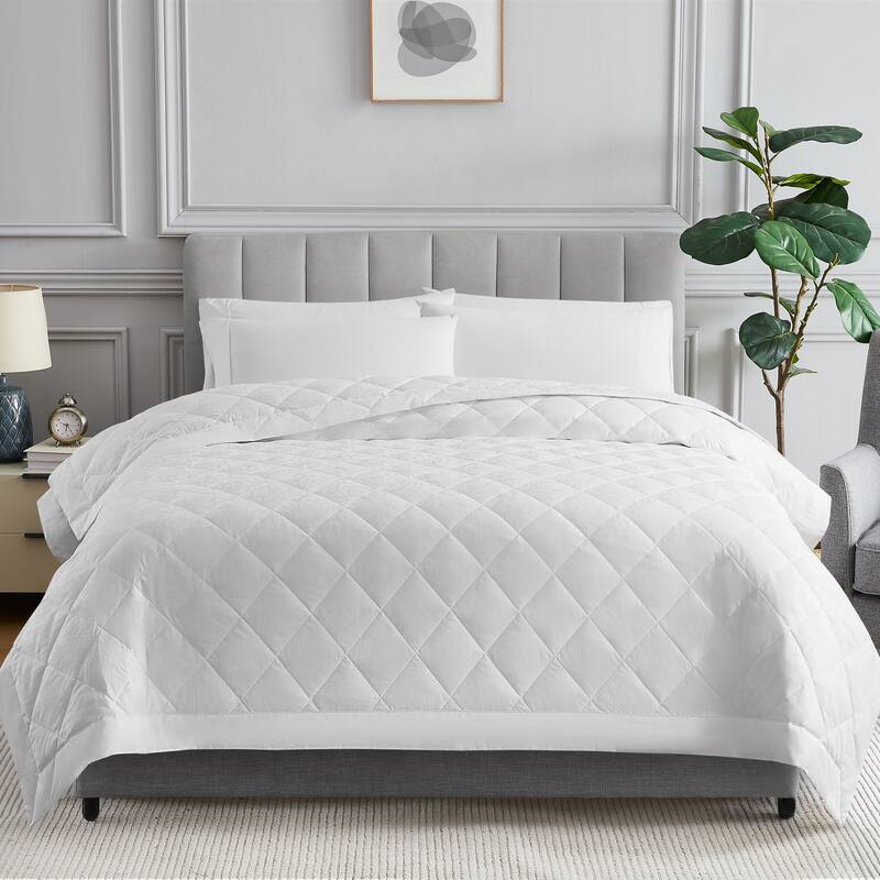 Stearns & Foster Paisley Reserve Down Alternative Blankets