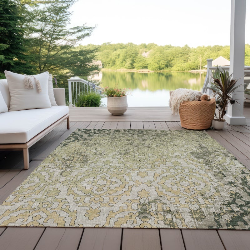 Machine Washable Indoor/ Outdoor Chantille Transitional Rug - Green - 5' x 7'6"