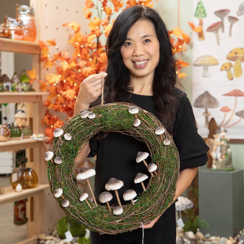 Rattan Mushroom Wreath With Lights