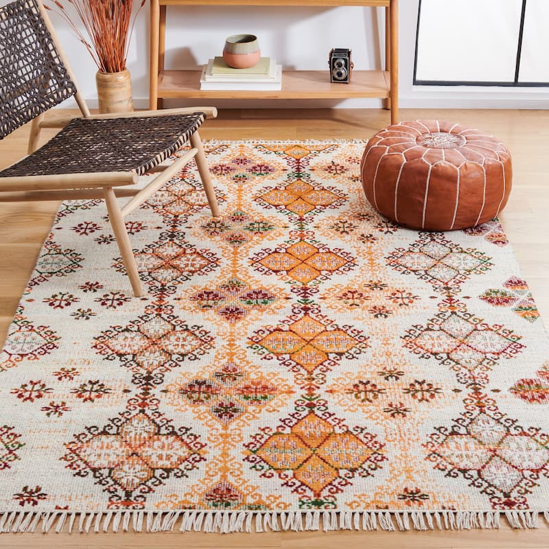 SAFAVIEH Handmade Flatweave Kilim Ulker Boho Tribal Wool Rug - 3' x 5' - Ivory/Gold