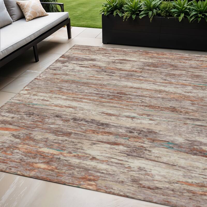 HomeRoots Abstract Transitional Rectangle Outdoor Rug - 5' X 8'
