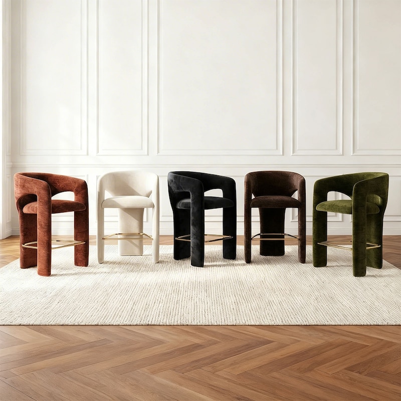 Tripod Counter and Bar Stools - Overstock