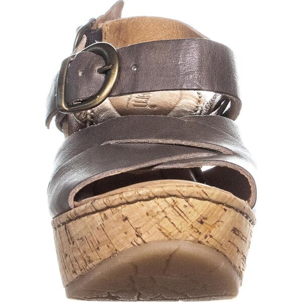 born emmy quarter wedge