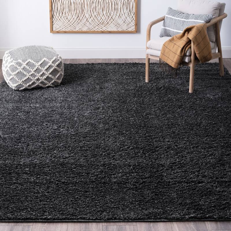 Sohni Shag Farmhouse Solid Color Indoor Area Rug