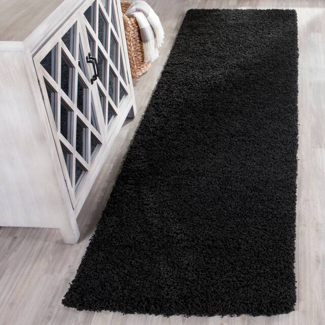 SAFAVIEH Laguna Shag Verdiana Solid Color 2-inch Thick Shag Rug - 2'3" x 12' Runner - Black