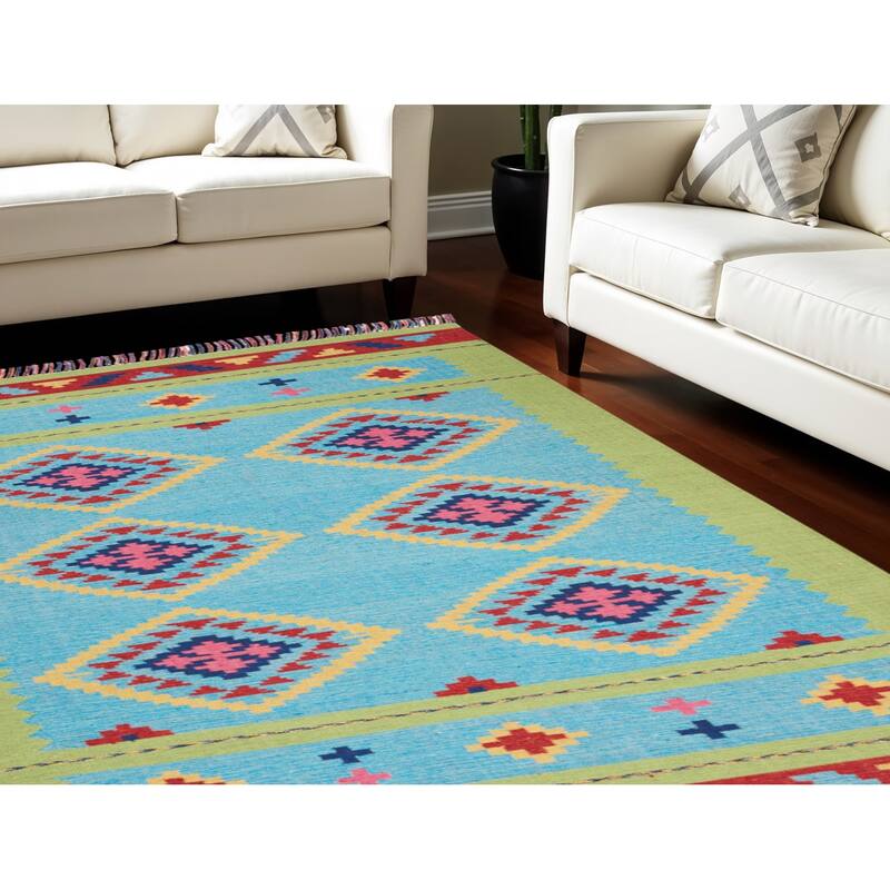 Fuhar Southwestern Low Pile with Fringe Area Rug By HomeRoots - 120' X '96' X '0.25 - 120' X '96' X '0.25 - Oxford Blue - Rectangle