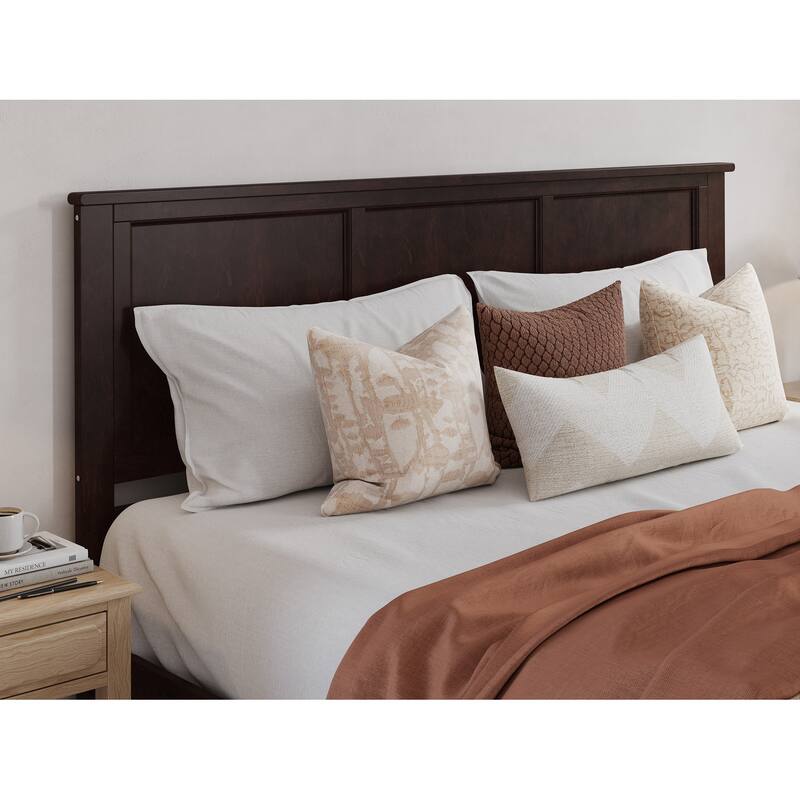 Madison Platform Bed with Matching Footboard with Storage Drawers