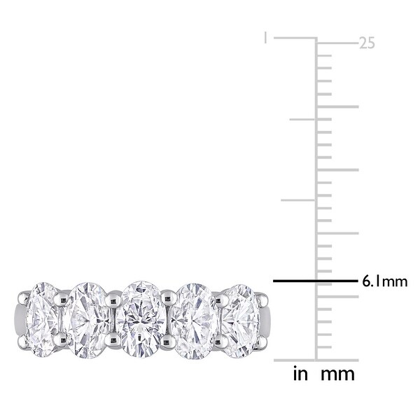 Miadora 2 1/2ct DEW Oval-cut Moissanite 5-Stone Semi-Eternity Band Ring in 10k White Gold