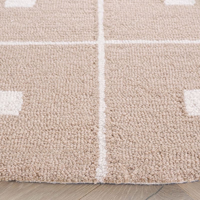 Martha Stewart by SAFAVIEH Zhivica Checkered Wool Rug