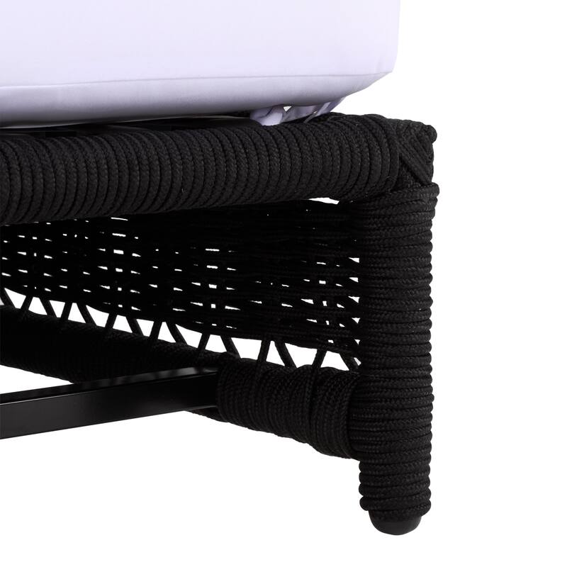 SAFAVIEH Outdoor Living Callan Lounger - 75"W x 26"D x 13"H