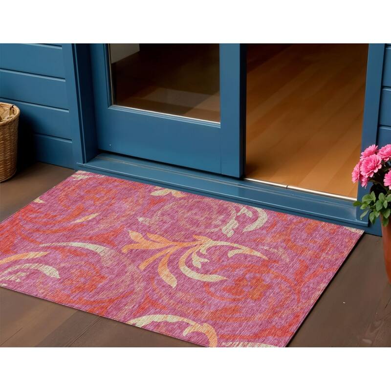 HomeRoots Floral Transitional Rectangle Outdoor Rug - 3' x 5'