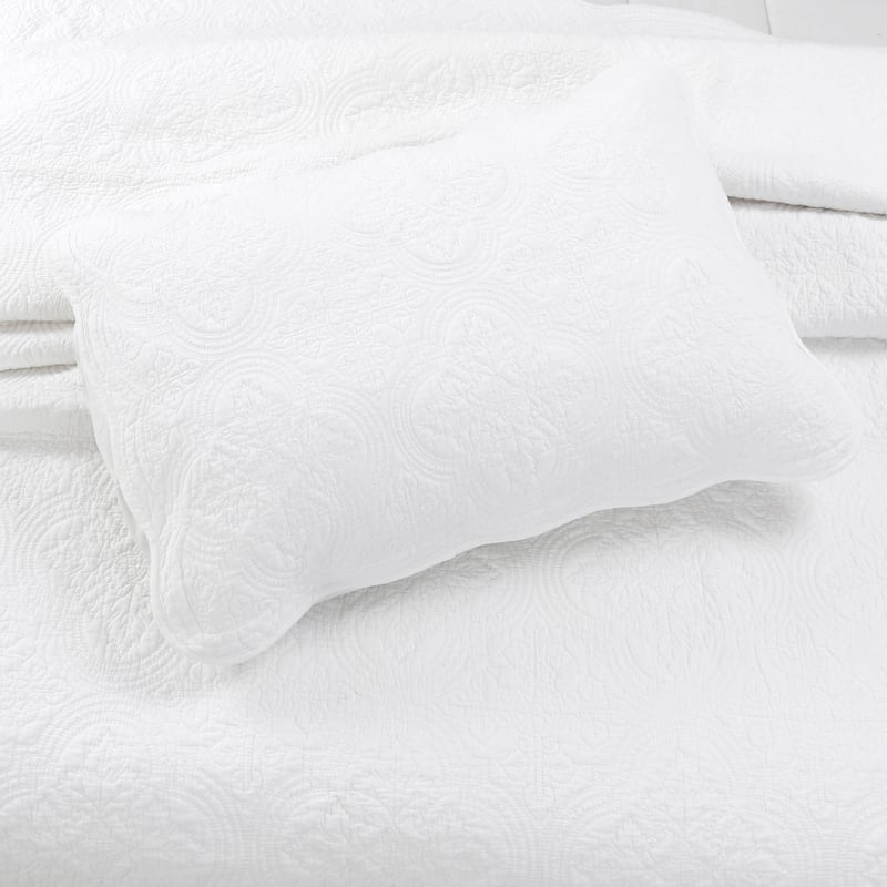 Copper Grove Sagano Blantyre Scalloped Edge Cotton 3-piece Quilt Bedding Set