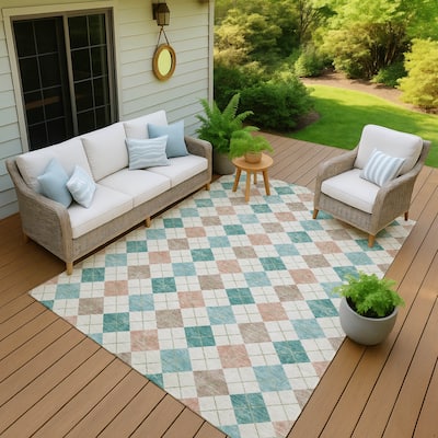 Machine Washable Indoor/ Outdoor Modern Plaid Chantille Rug