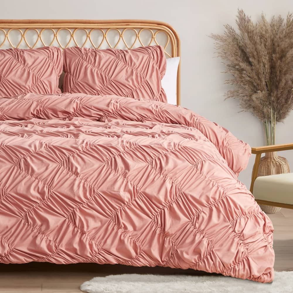 Jessica Simpson Emmy Textured Comforter Sets