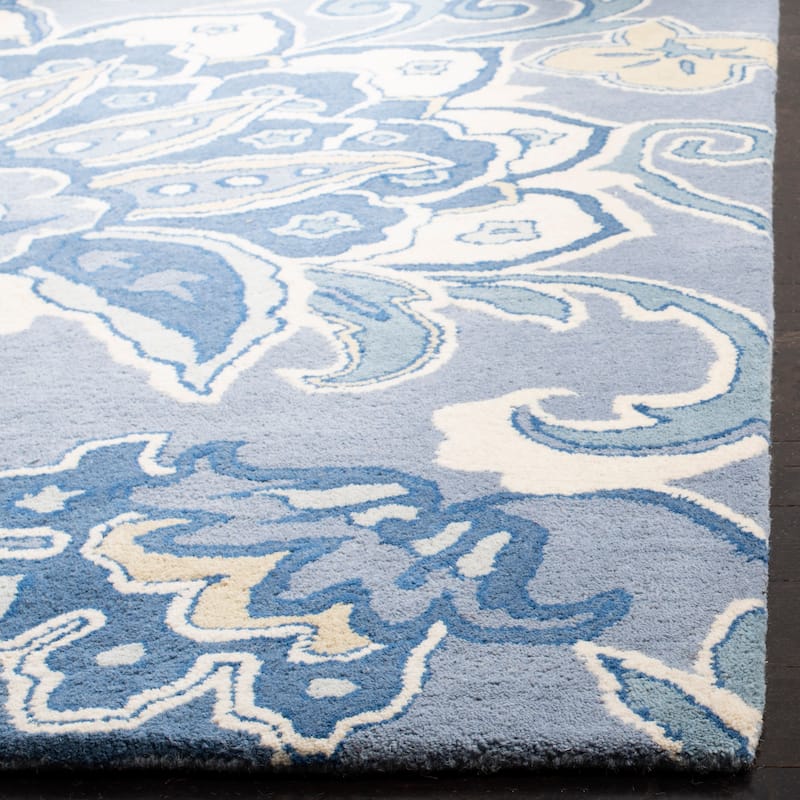 SAFAVIEH Handmade Floral Kaitlin Paisley Blue New Zealand Wool Rug